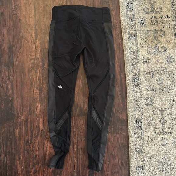 Alo mesh panel moto leggings - Picture 3 of 3